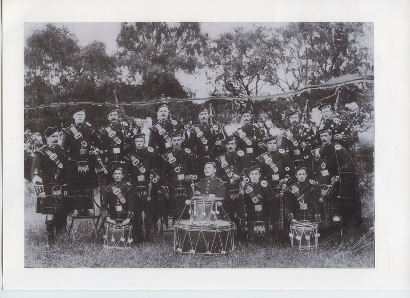 Army_Pipe_Band.jpg